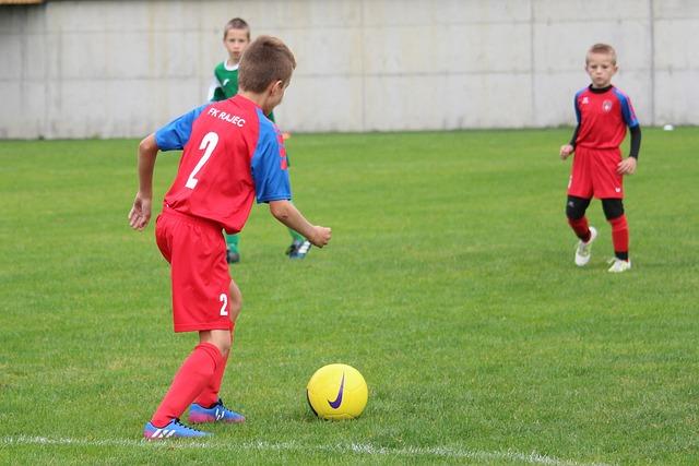 Jaké Typy Rozestavení u Mladších Žáku Fotbal: Jak Vybrat Správné